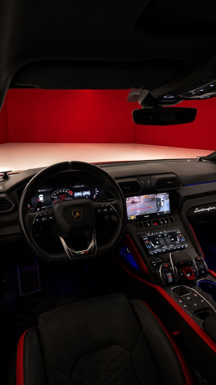 URUS