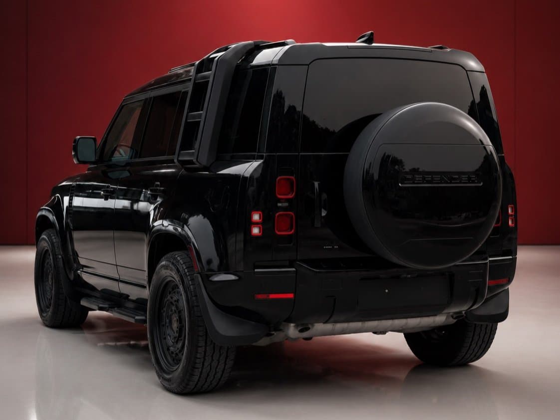 DEFENDER
